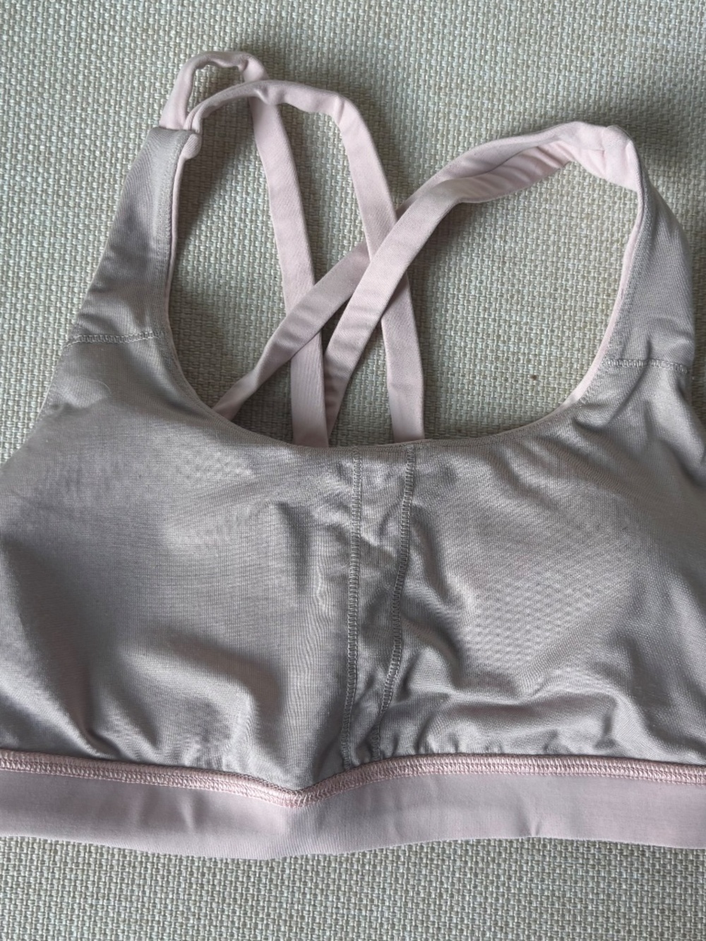 Classic Lululemon Energy Bra 6 Light Pink Run Lift Climb Yoga Pilates - Picture 8 of 10